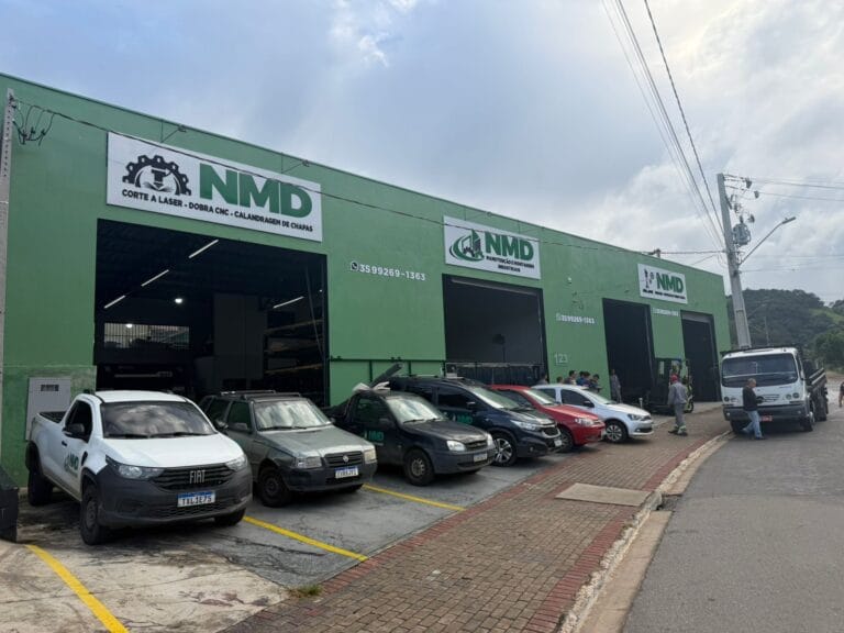 Engenharia aplicada e soluções industriais para empresas que não podem parar